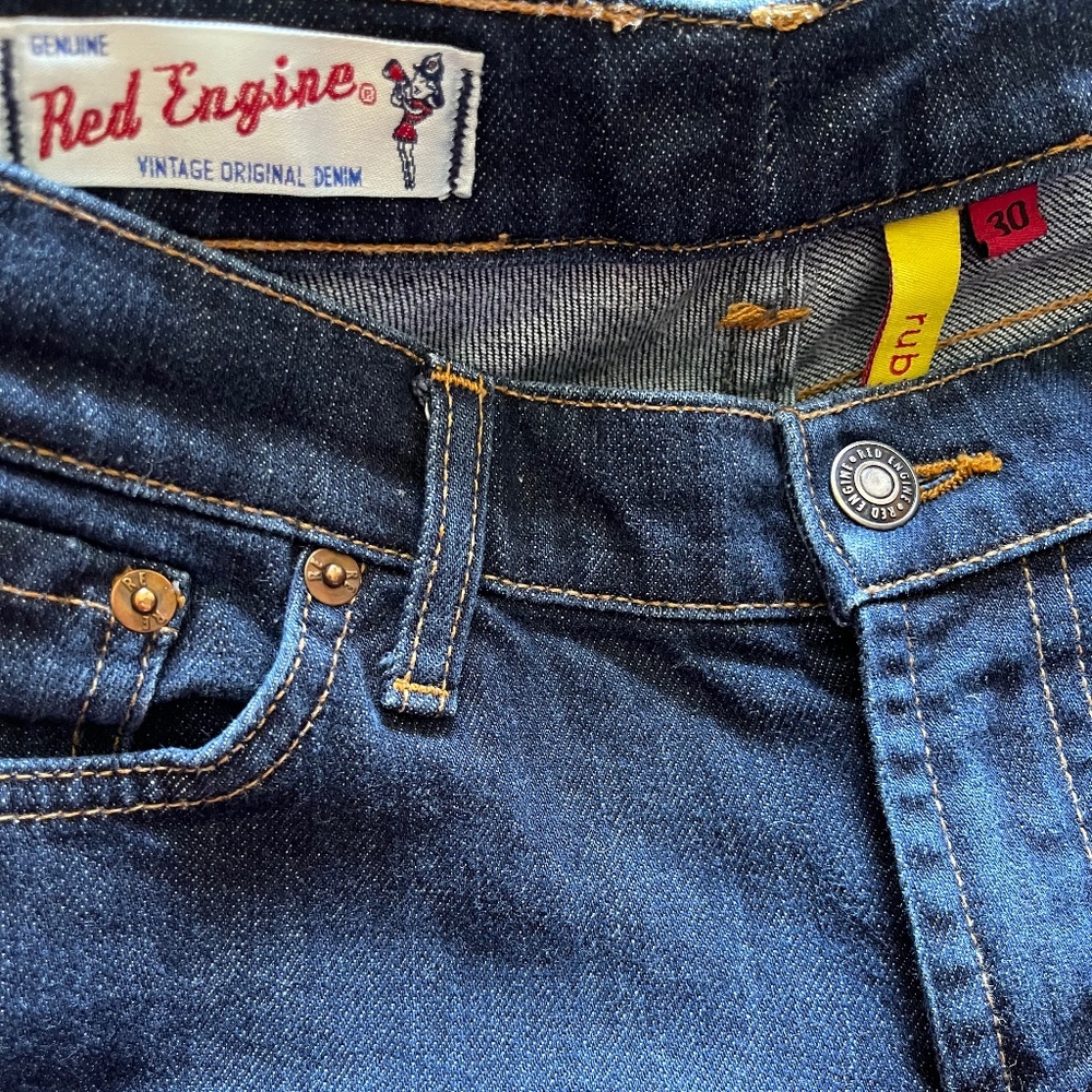 Red Engine Ankle Cropped Denim Jean Size 30